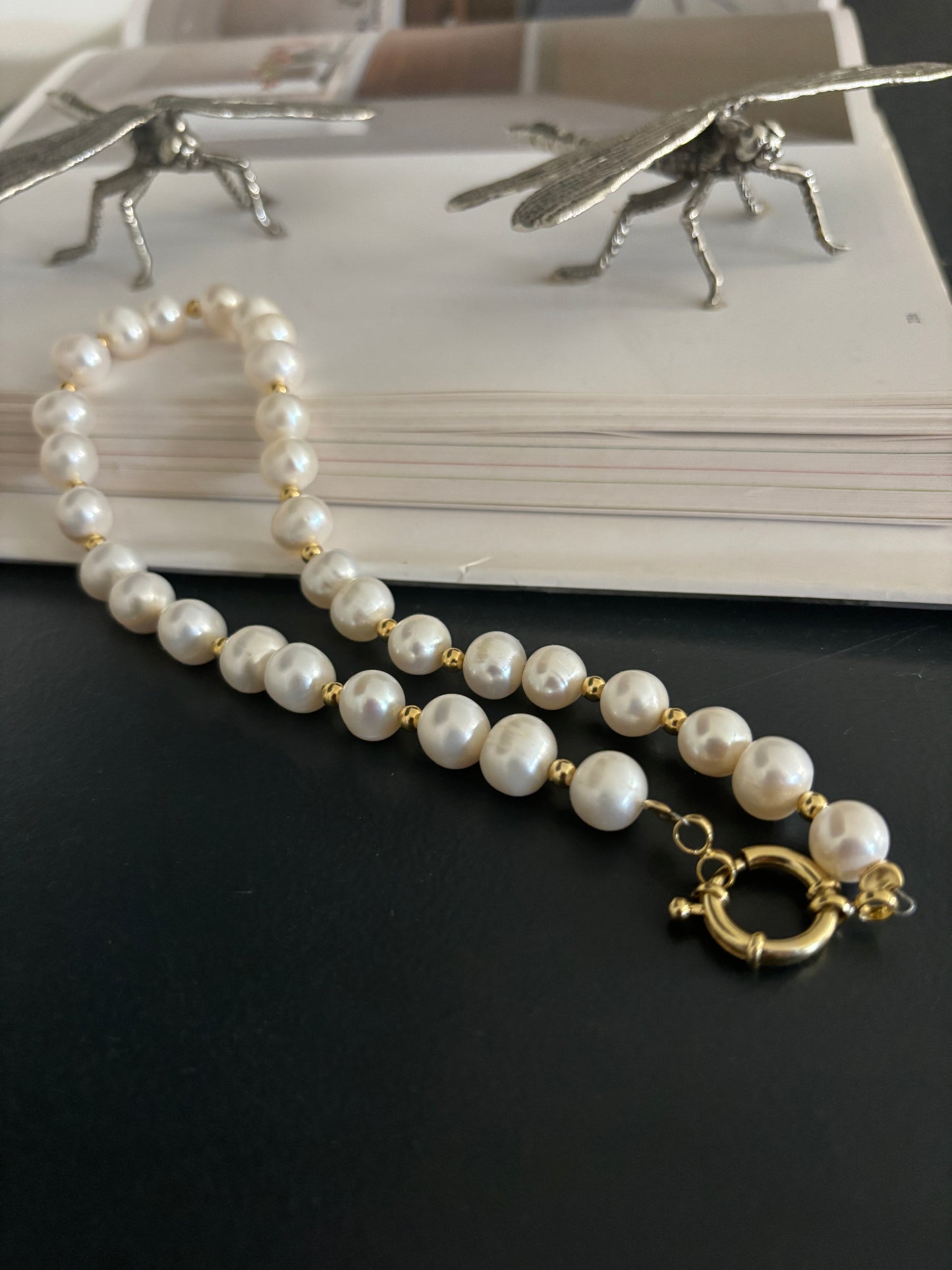 Collar de Perlas con Cierre Marinero de plata dorada