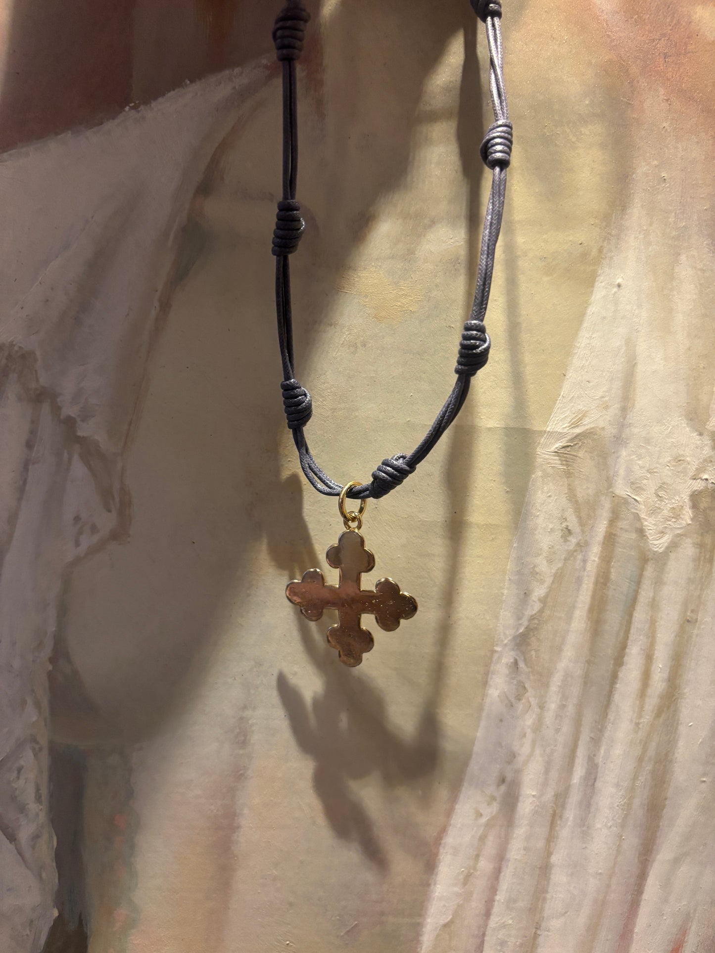 Cruz del Amor de plata dorada